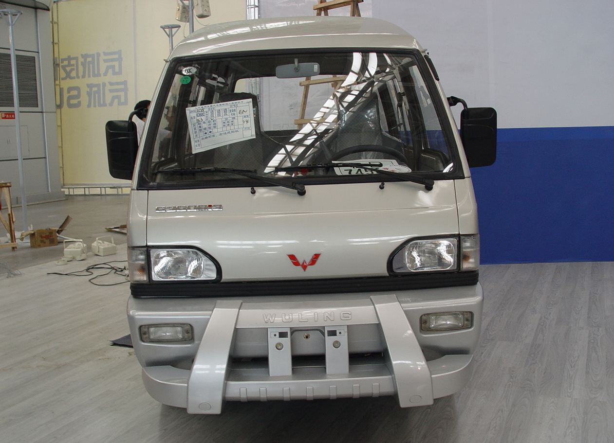 五菱这款车太炫酷,五菱的车越来越好看