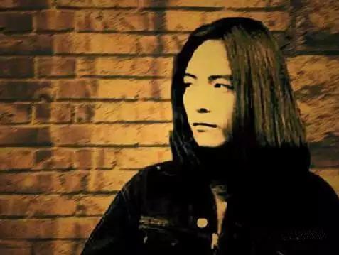 28年相濡以沫,许巍为挚爱写了两首歌,都是5分20秒