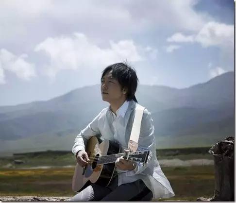 28年相濡以沫,许巍为挚爱写了两首歌,都是5分20秒