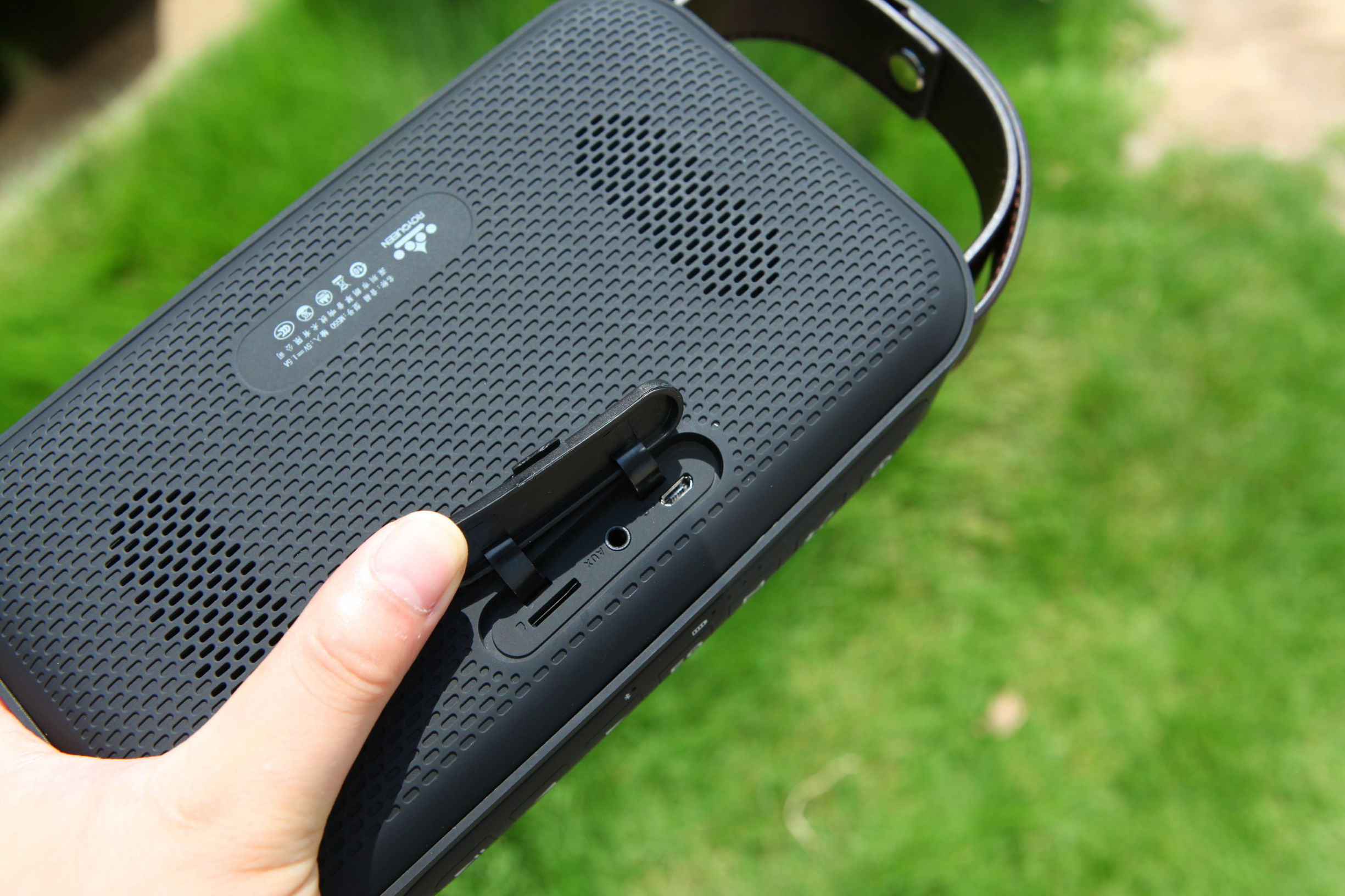 朗琴550蓝牙音箱,朗琴m550的音箱使用说明视频