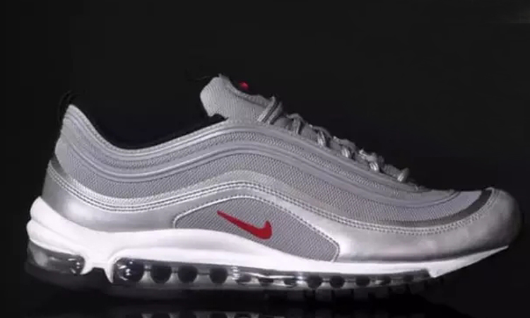 银色*弹子**卷土重来，它会是下个爆款潮鞋？