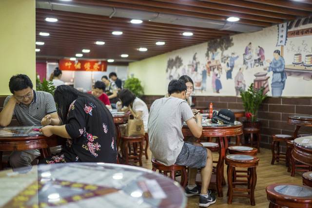 都抱怨斑马君最近没推荐新店,今天打包十家给你够不够?