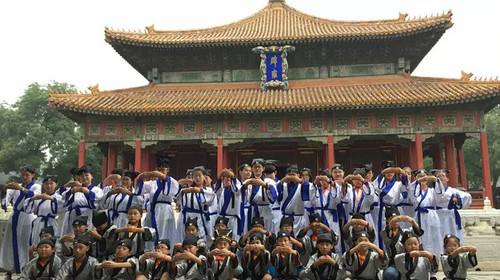 北京秋日必逛的8条胡同,北京秋天胡同游