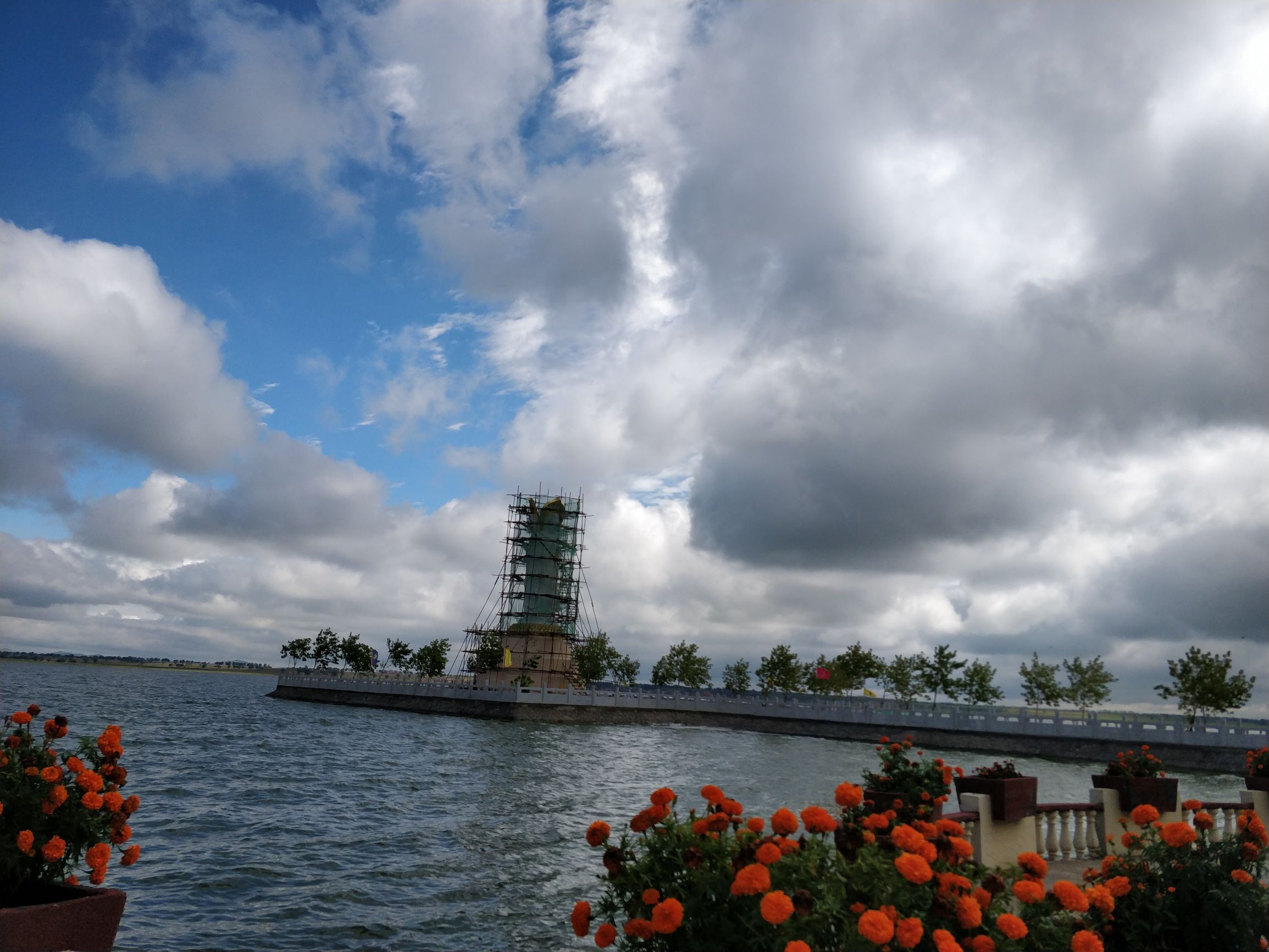 夏末自驾正当游!沽源天鹅湖游山玩水逛草原
