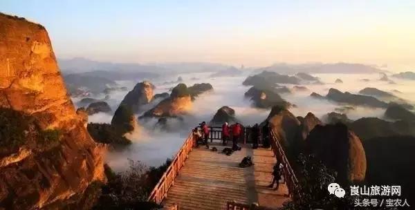 十一假期趁不下雨了出去走走,十一长假去哪儿玩不如带孩子回家