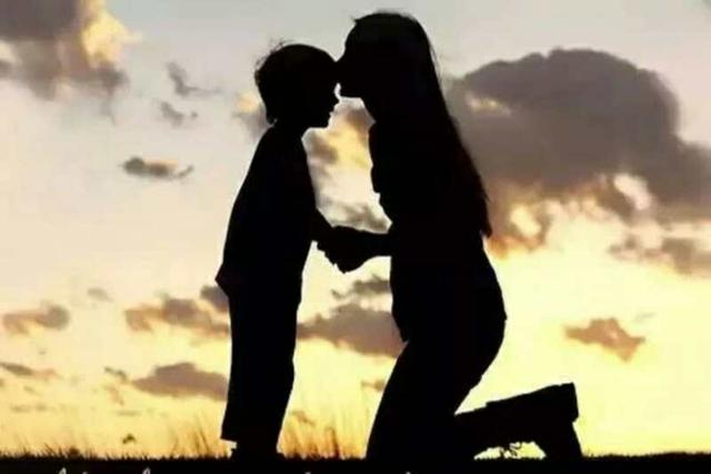 鸡死了埋起来被挖出来了咋办,把鸡的内脏埋进土里