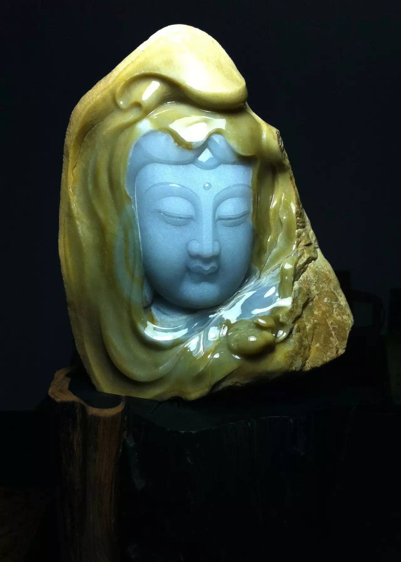 明代玉雕佛像特点,为什么佛玉雕比较火