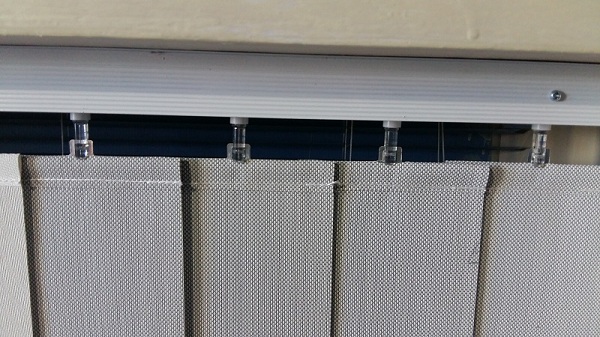 垂直帘适用范围,垂直帘的优点与缺点