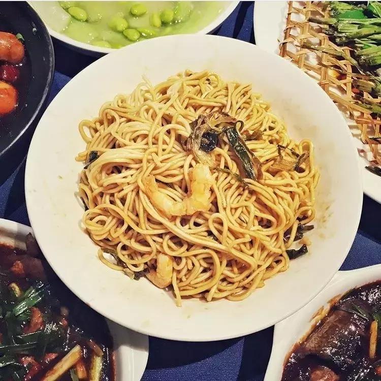 100张上海解放前照片,10张照片还原现实