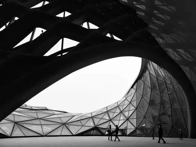 照片拍得太死板怎么补救,照片拍出来不好看怎么调整