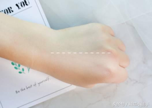 怎样买个实用便宜的化妆台,只要一百块就能搞定的彩妆