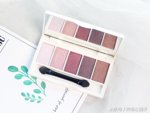 怎样买个实用便宜的化妆台,只要一百块就能搞定的彩妆