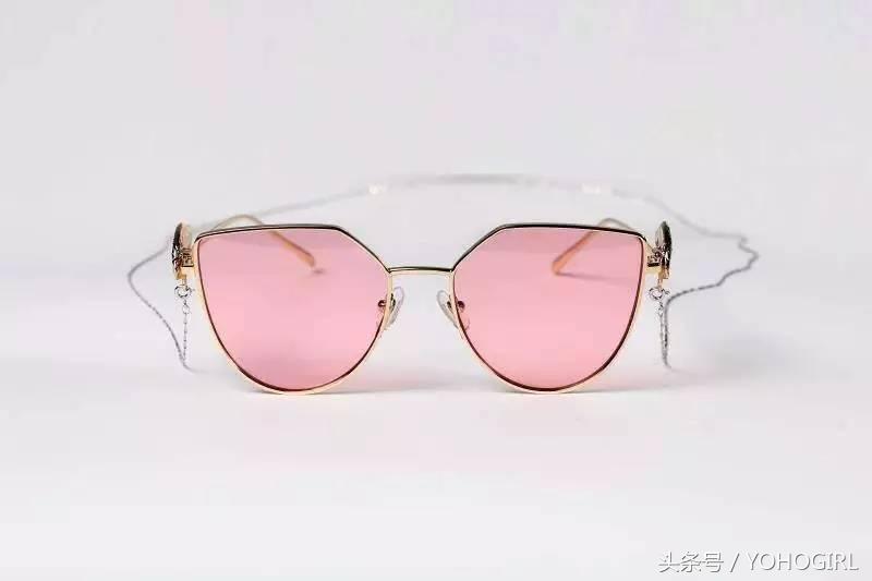 大一新生开学应买什么应季衣物,大一新生开学穿搭推荐