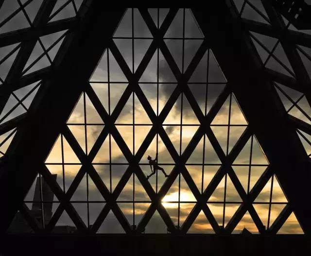 照片拍得太死板怎么补救,照片拍出来不好看怎么调整