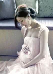 明星剖宫产后为什么能立即下床,女星为何爱剖宫产