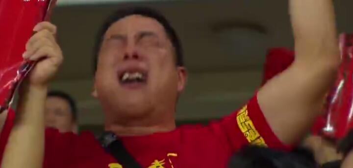 广州恒大郑智和郜林,国足1:2输给叙利亚队长郑智