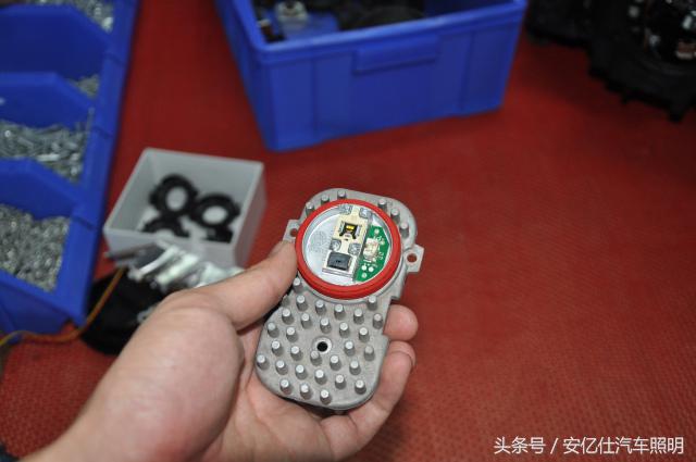 宝马x5用的什么透镜,宝马x5改四透镜大灯