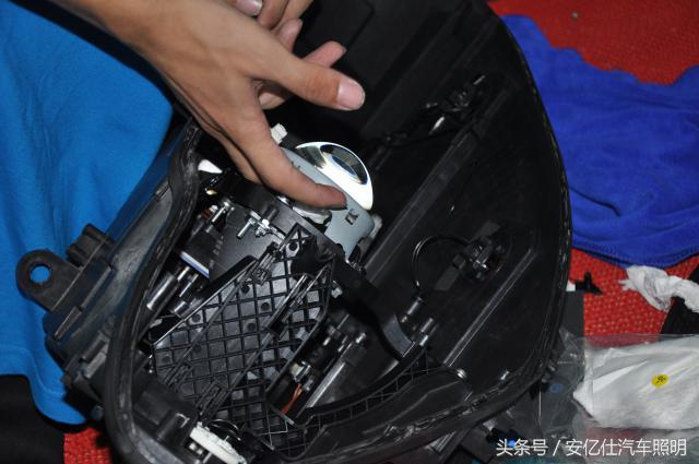 宝马x5用的什么透镜,宝马x5改四透镜大灯