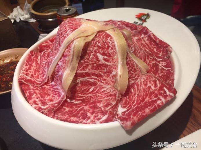 辣莊重庆老火锅,复古怀旧火锅装修风格