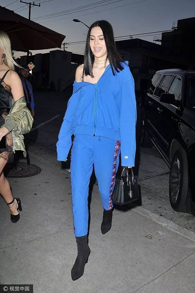 卫衣不好看怎么搭配,卫衣不好看搭配什么裤子