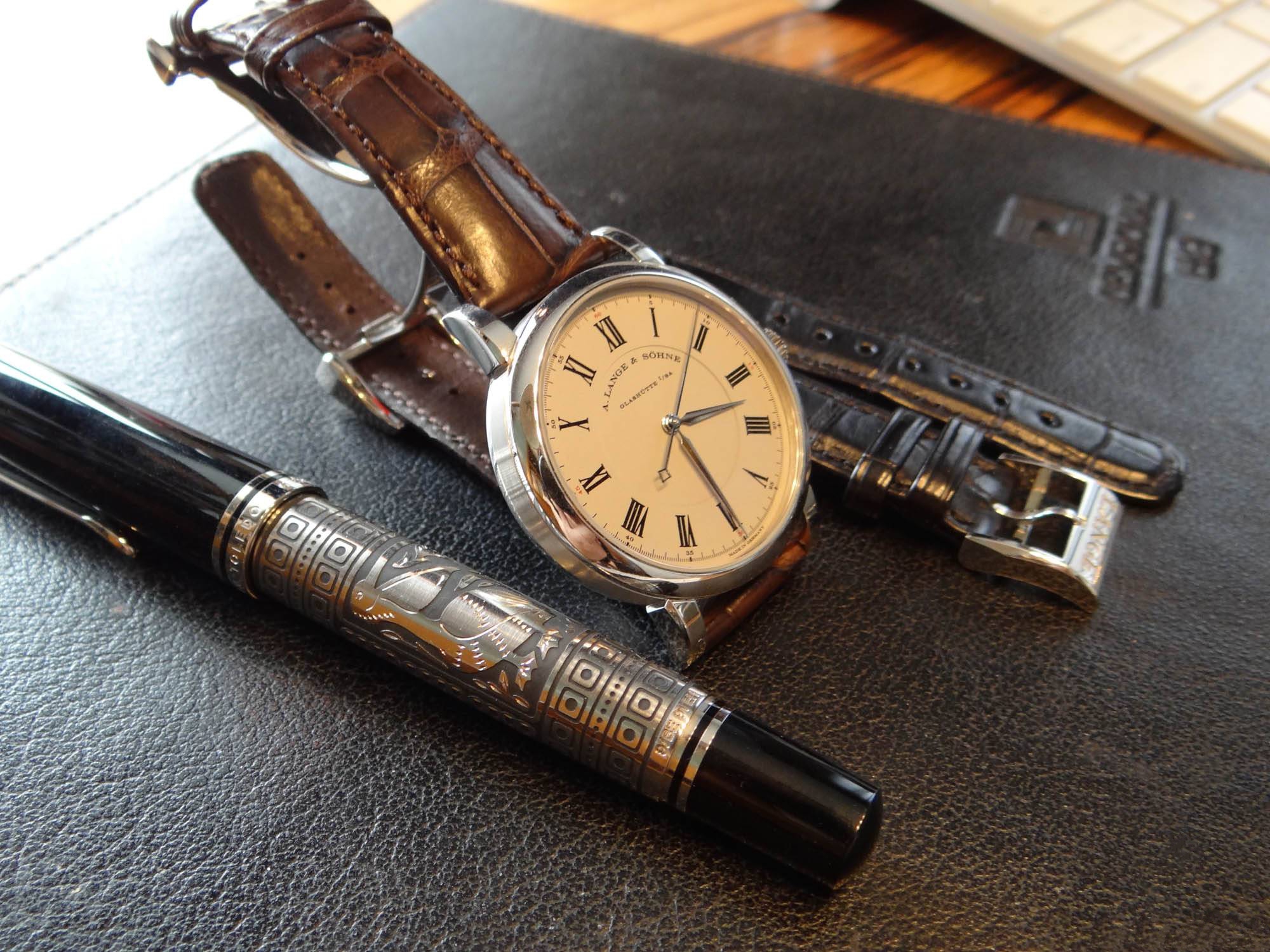 挑选鳄鱼皮表带的七个小绝招！学会了再也不怕被无良奸商坑了