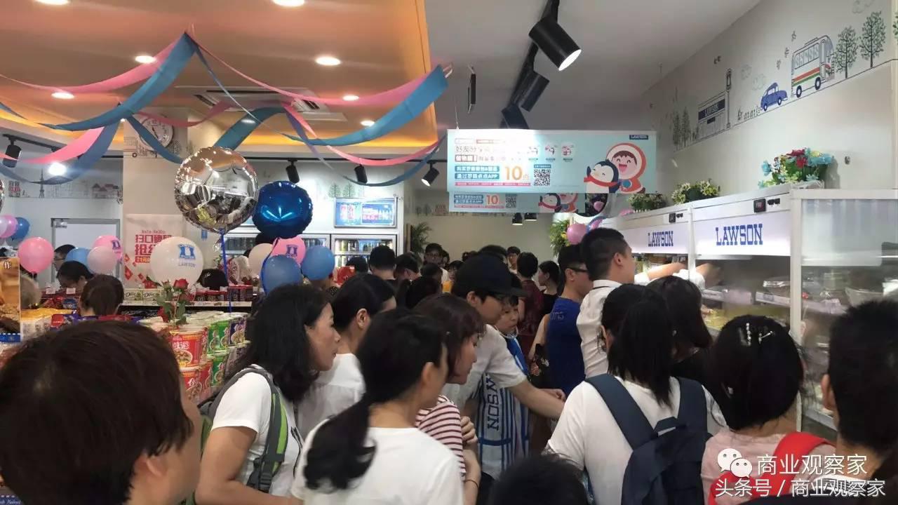 货架扫空!店面挤爆!单店日销11.8万元!罗森*京大南**爆发!