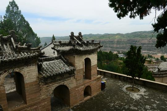 黄河岸边的久久护佑——白云山