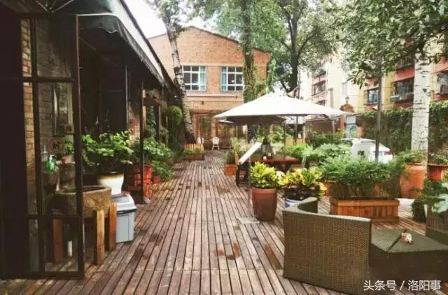 一个老外说一年之内吃遍全中国,一外国小哥声称要吃遍中国