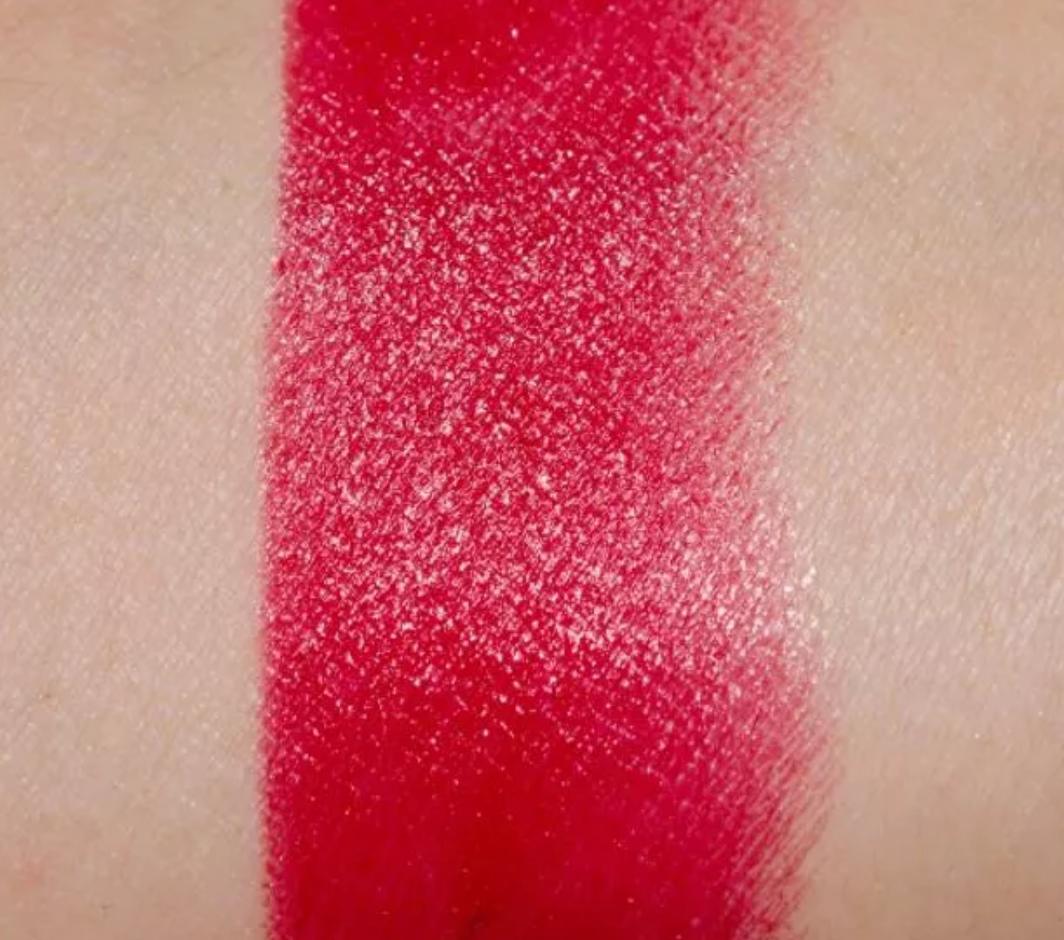 “杨洋色”荣获年度最热销口红，细数娇兰五款最值得入手的口红