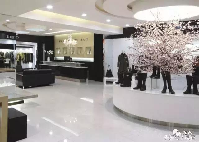 涔颁粈涔堥鑹茬殑鐡风爾濂界湅,閫変粈涔堥鑹茬殑鐡风爾姘镐笉杩囨椂