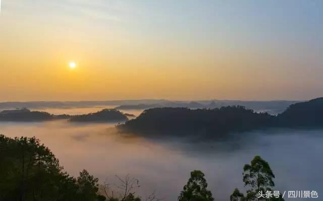 100公里内成都的免费景点,距离成都1000公里内的旅游景点