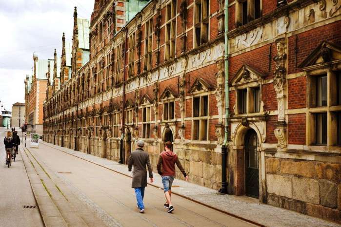 华为徕卡镜头和普通镜头的区别,华为p40pro镜头是徕卡吗