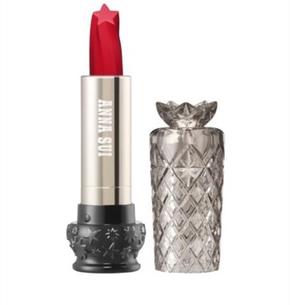 女人一定要配的化妆品,刚认识的女生适合什么化妆品