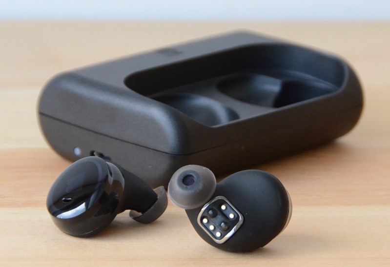 所有无线耳机的使用说明,盒装无线耳机如何使用