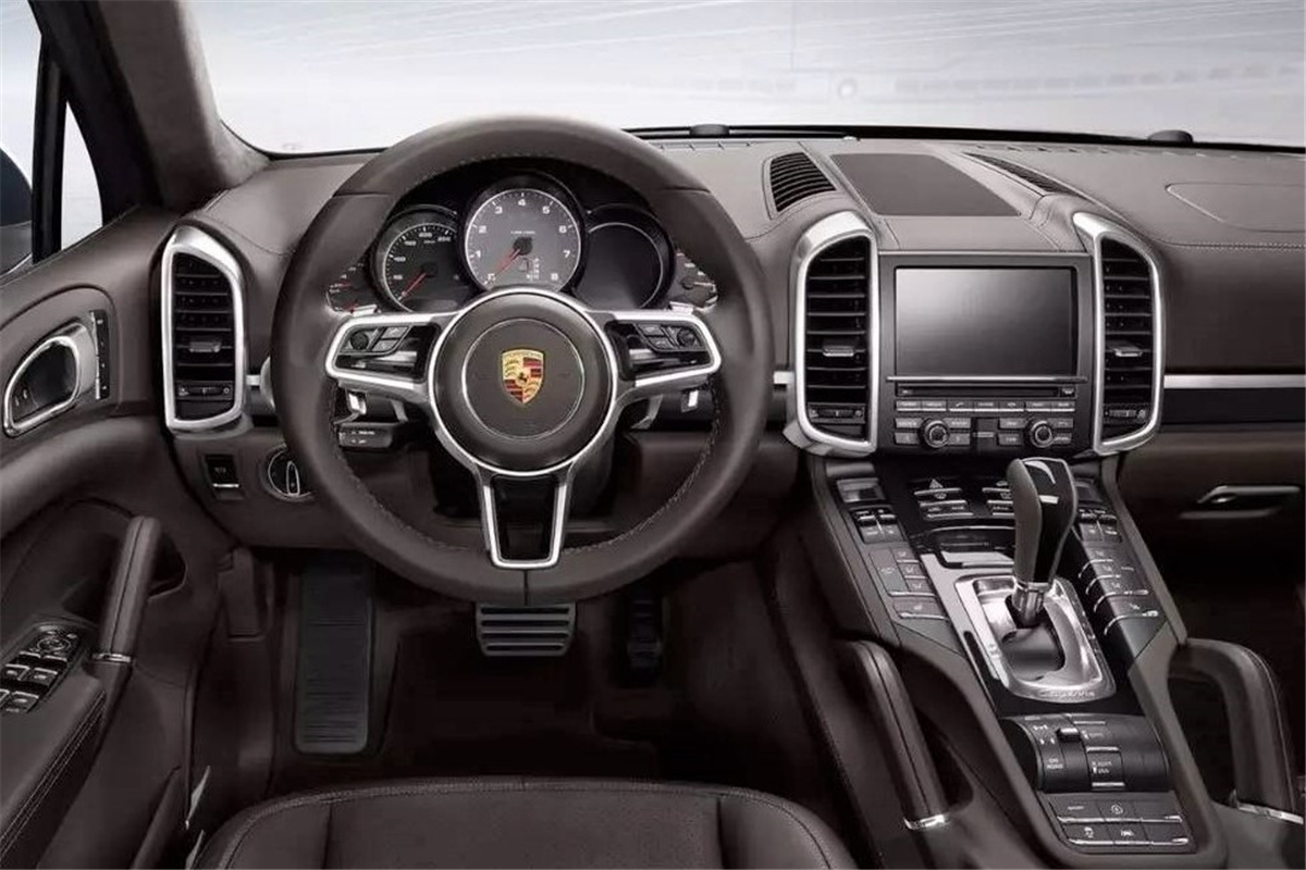 保时捷卡宴s和卡宴s铂金版区别,保时捷小卡宴和大卡宴尺寸对比