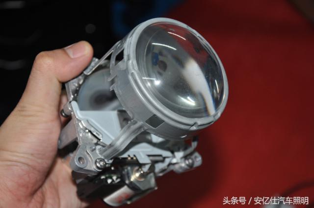 宝马x5用的什么透镜,宝马x5改四透镜大灯
