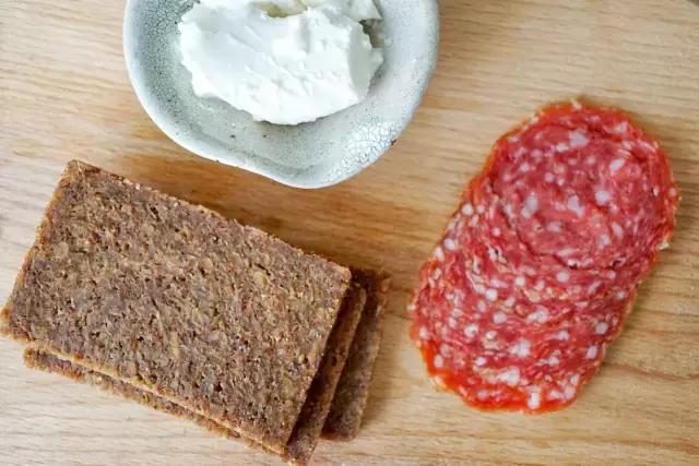 有没有比较好的减肥菜谱app,减肥食谱一日三餐七天菜谱表