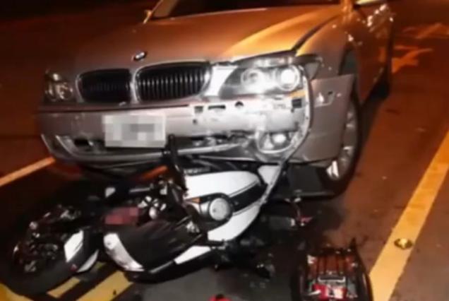 200匹的马力，极致轻量化车重，超跑遇到都不敢轻易轰油门*威示**