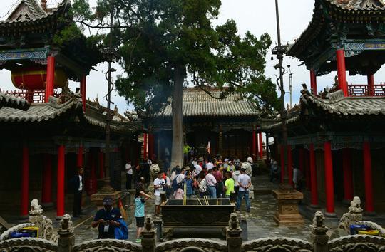 黄河岸边的久久护佑——白云山