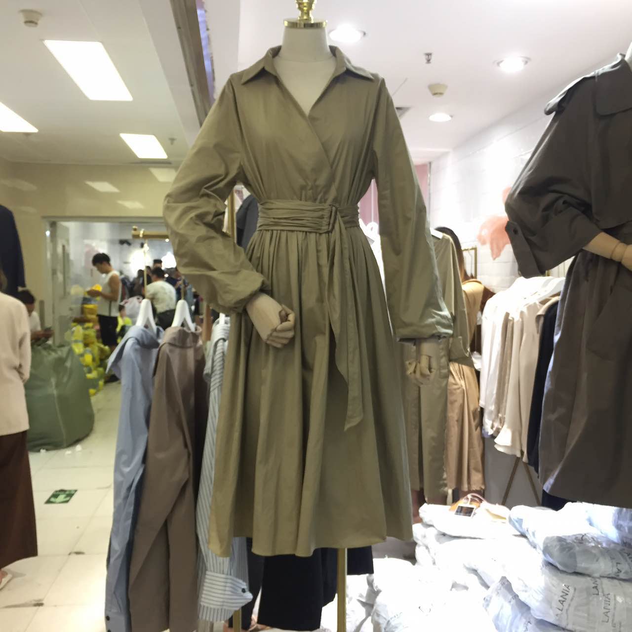 广州汇美十三行批发市场流行趋势，你hold住吗？