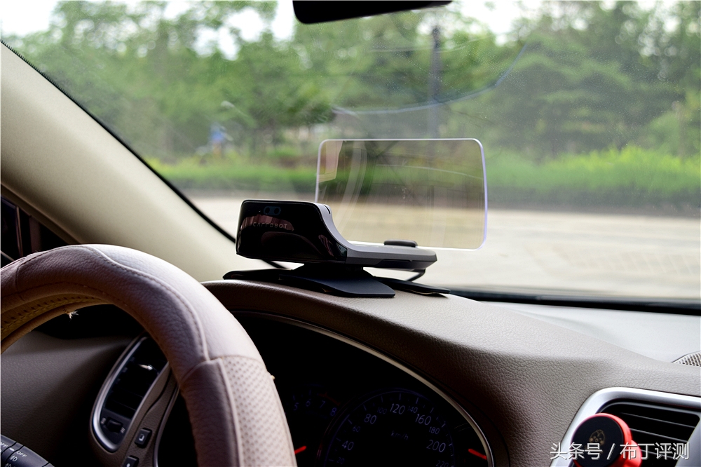 宝马改hud要换哪些东西,宝马330i标配hud抬头显示么