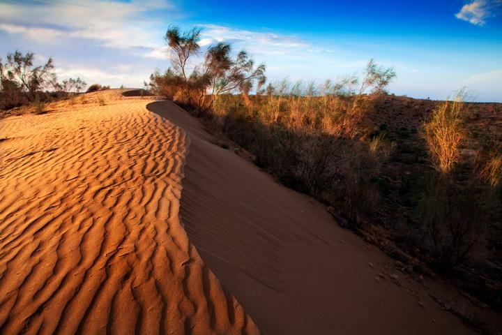 *疆新**第一县级市,拥有自己的211大学,连机场都有两座