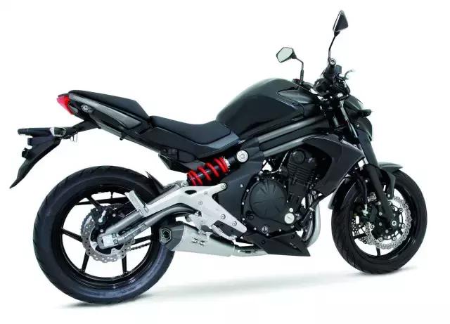 qj500和贝纳利502怎么选,贝纳利trk502x与凯越500x