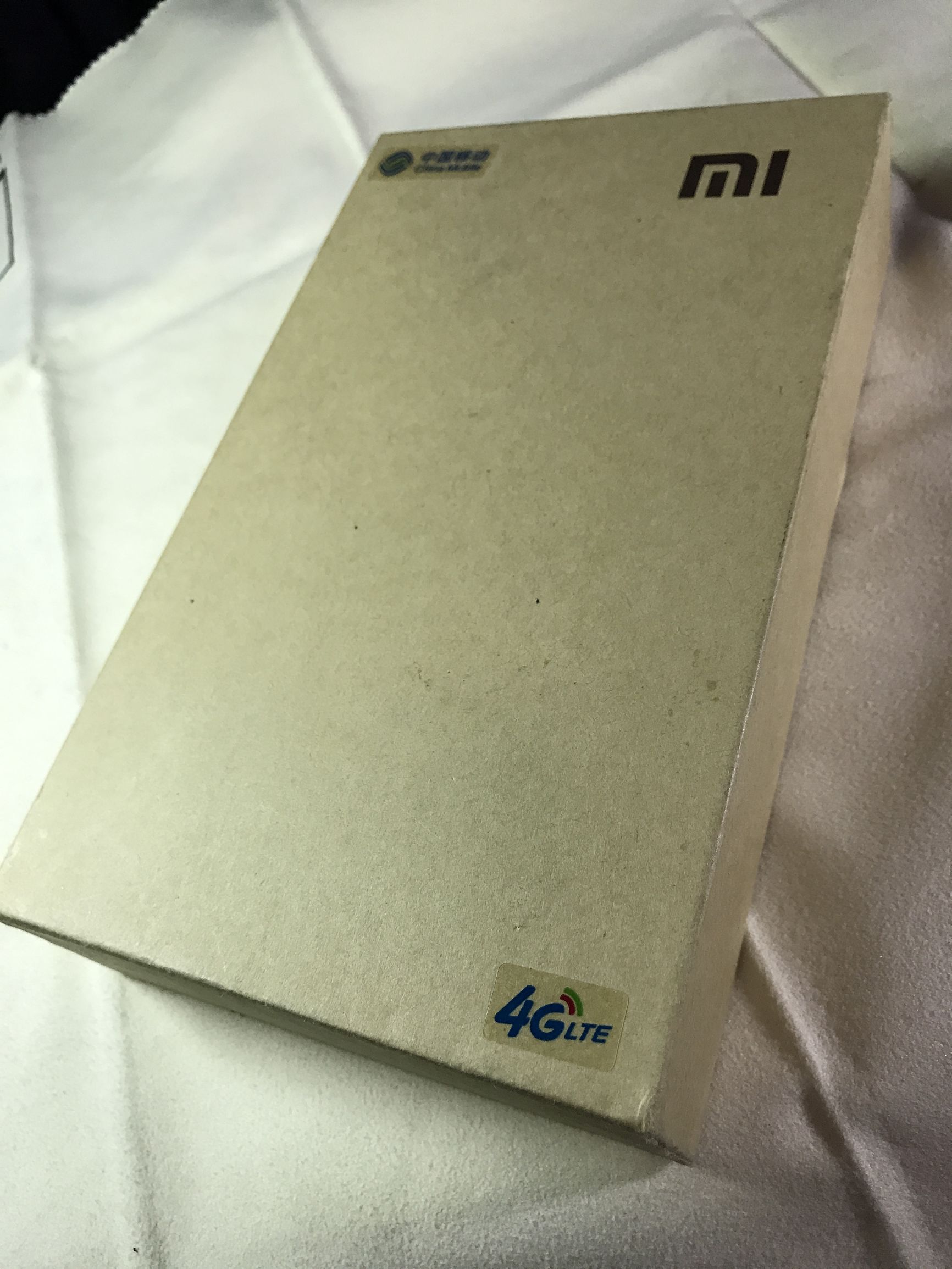 一代神机小米4,一代神机小米6雷军