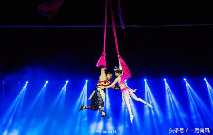 三亚千古情景区表演门票,三亚千古情快闪游客抢镜视频