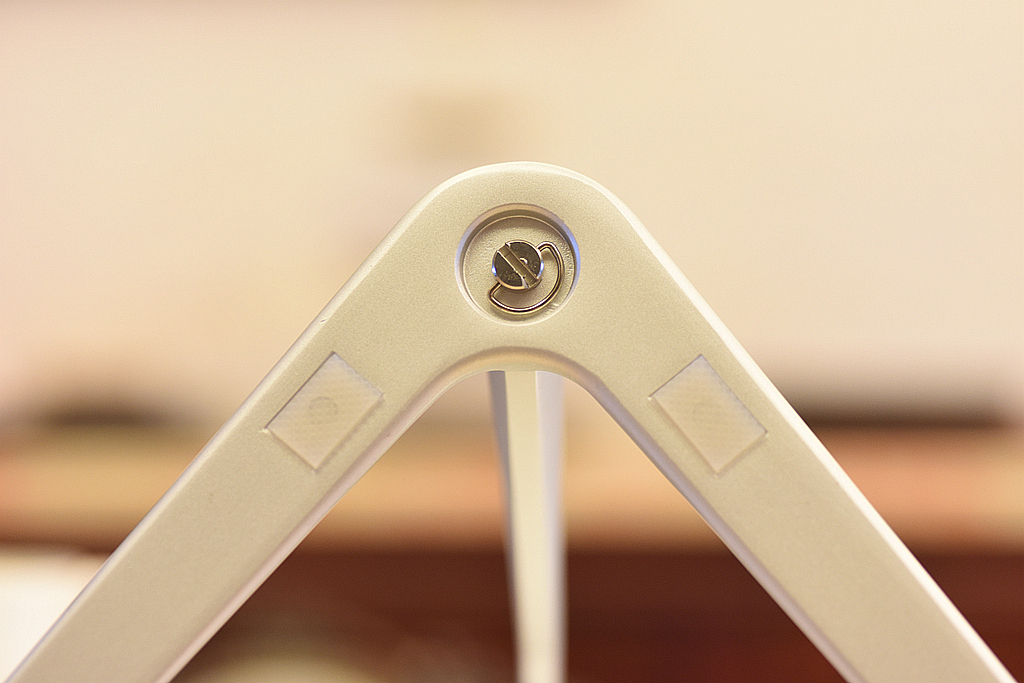 薄如刀锋，台电T24AIR一体机电脑为何敢以“空气”自居？