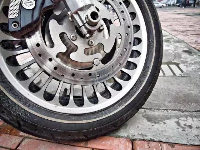 qj500和贝纳利502怎么选,贝纳利trk502x与凯越500x