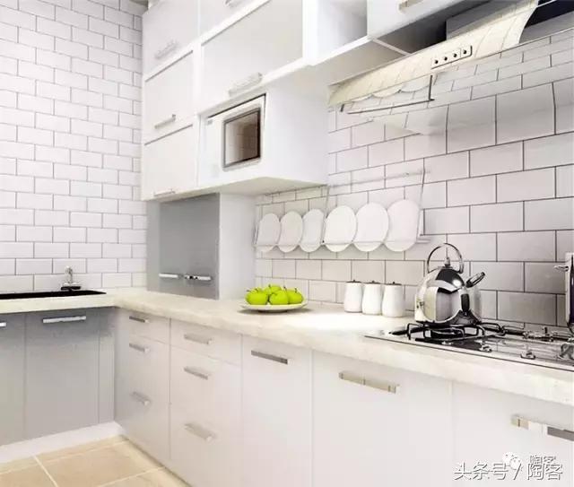 涔颁粈涔堥鑹茬殑鐡风爾濂界湅,閫変粈涔堥鑹茬殑鐡风爾姘镐笉杩囨椂