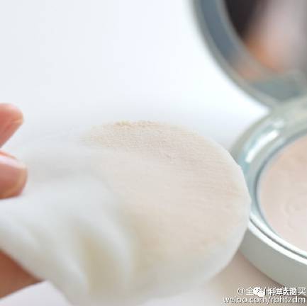 不上粉底伪素颜妆教程,不用卸妆的伪素颜妆