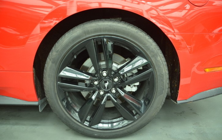 福特野马2.3t2024款开起来舒服吗,dreamcar的车多少钱g63